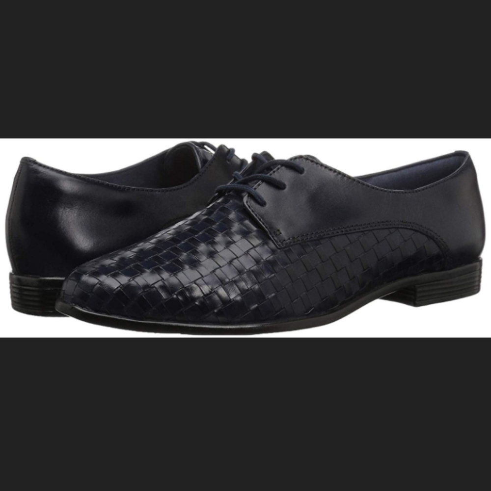 Trotters Navy Blue Lizzie Lace up Shoes
